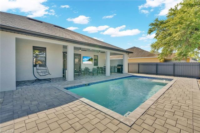 118 NW 2nd AVE, Cape Coral, FL 33993