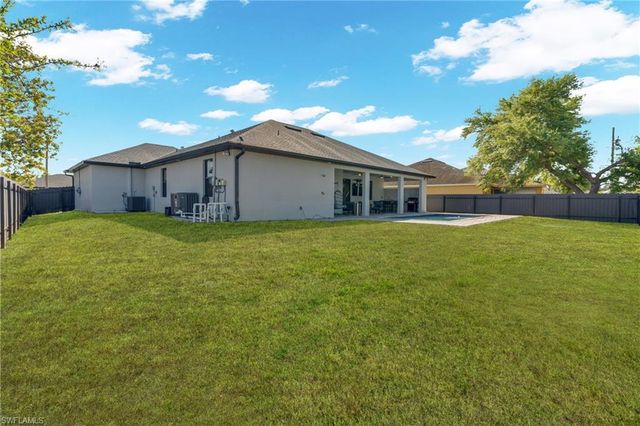 118 NW 2nd AVE, Cape Coral, FL 33993