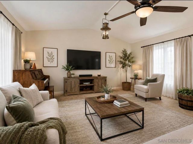 12706 Julian Ave, Lakeside, CA 92040