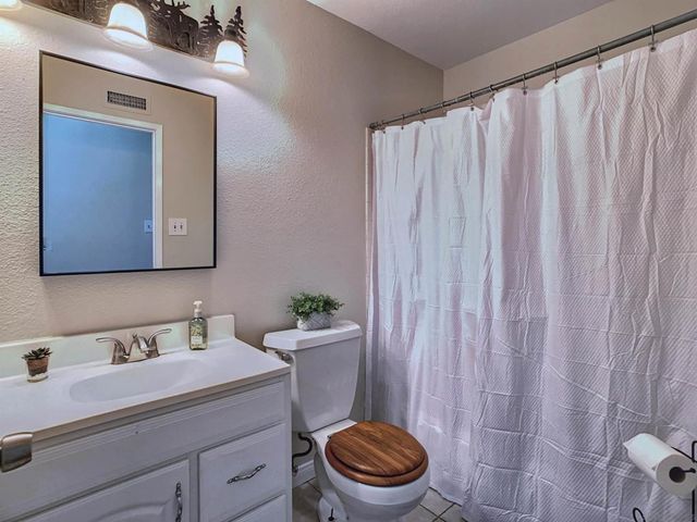 12706 Julian Ave, Lakeside, CA 92040