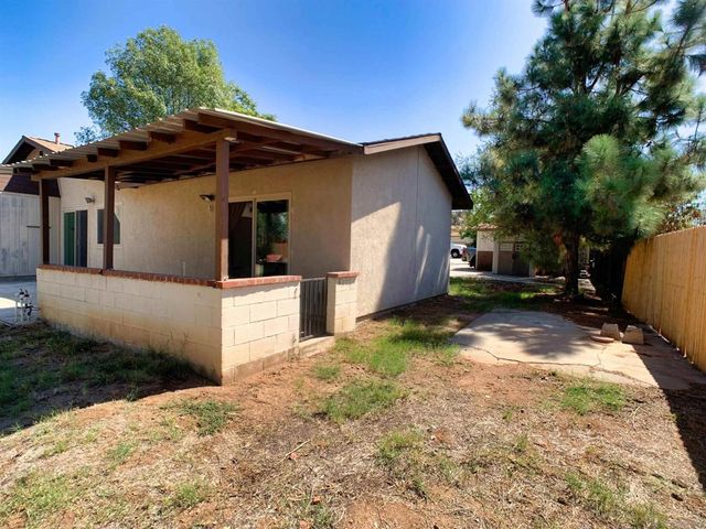 12706 Julian Ave, Lakeside, CA 92040