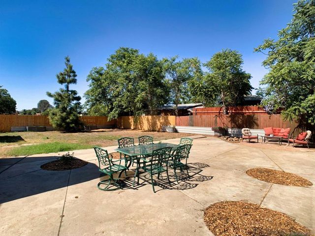 12706 Julian Ave, Lakeside, CA 92040