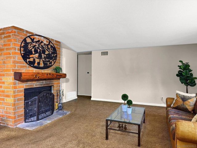 12706 Julian Ave, Lakeside, CA 92040