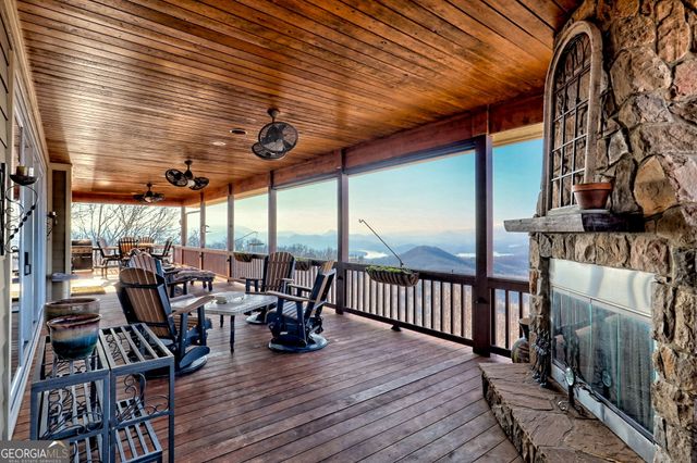 1212 Double Knob Drive E, Hayesville, NC 28904