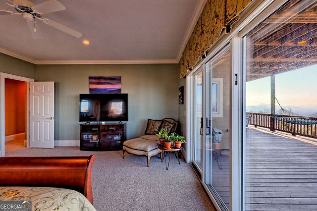 1212 Double Knob Drive E, Hayesville, NC 28904