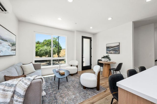 3005 U St, Sacramento, CA 95817