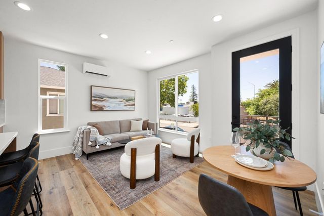 3005 U St, Sacramento, CA 95817