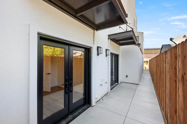 3005 U St, Sacramento, CA 95817