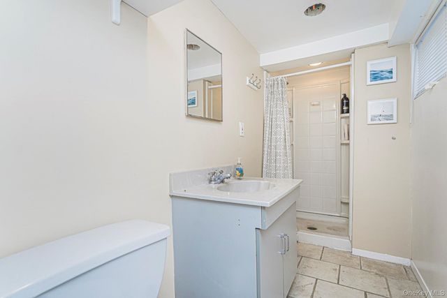 2071 E 35th Street, Brooklyn, NY 11234