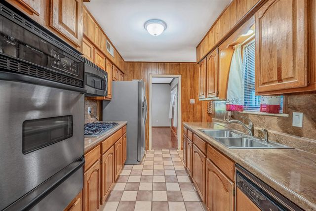 9716 Overby Court, Little Rock, AR 72205