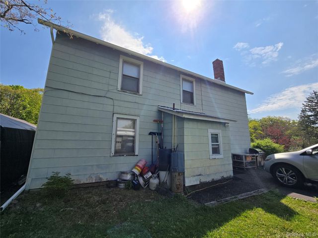 89 5th Avenue, Newburgh, NY 12550