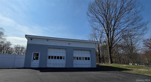89 5th Avenue, Newburgh, NY 12550