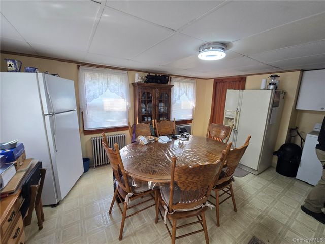 89 5th Avenue, Newburgh, NY 12550