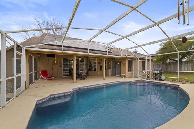 124 COUNTRY LAKES CIRCLE, Groveland, FL 34736