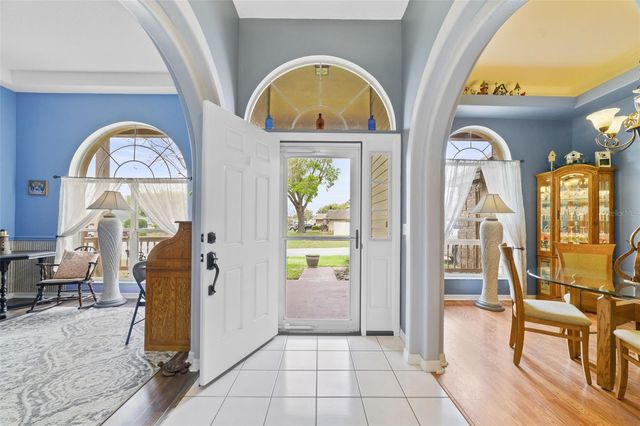 124 COUNTRY LAKES CIRCLE, Groveland, FL 34736