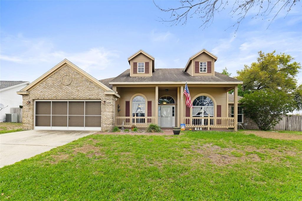 124 COUNTRY LAKES CIRCLE, Groveland, FL 34736