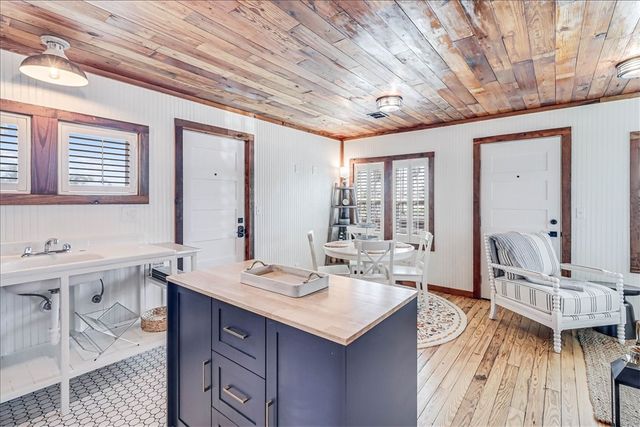 340 N Alister St 9, Port Aransas, TX 78373