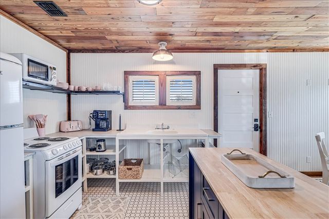 340 N Alister St 9, Port Aransas, TX 78373
