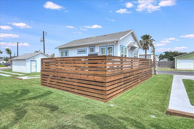 340 N Alister St 9, Port Aransas, TX 78373