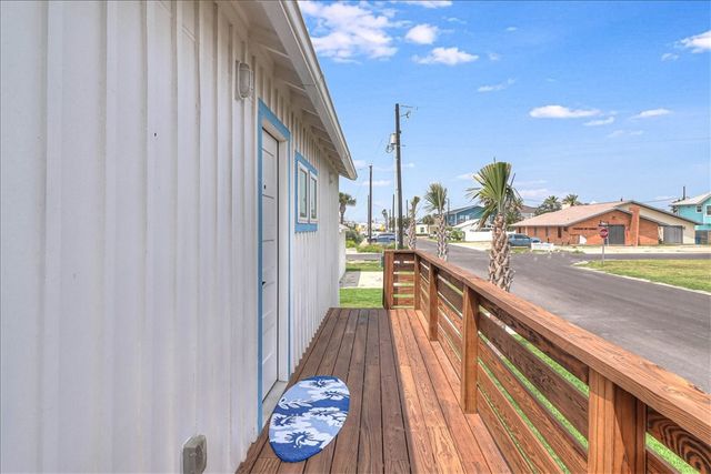 340 N Alister St 9, Port Aransas, TX 78373