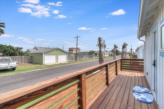 340 N Alister St 9, Port Aransas, TX 78373