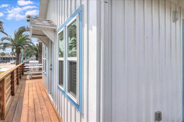 340 N Alister St 9, Port Aransas, TX 78373