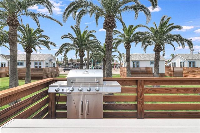 340 N Alister St 9, Port Aransas, TX 78373