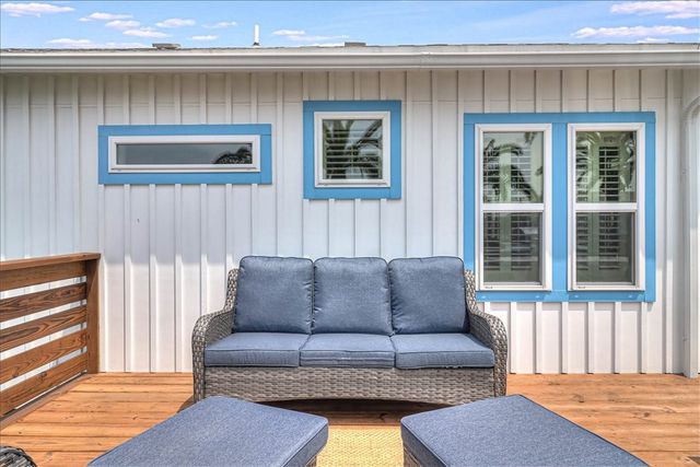 340 N Alister St 9, Port Aransas, TX 78373