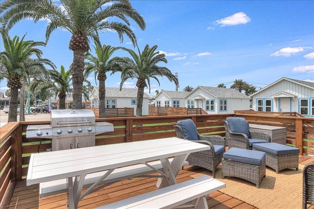 340 N Alister St 9, Port Aransas, TX 78373
