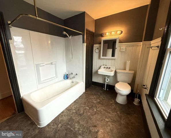 937 FACTORY STREET, Carlisle, PA 17015