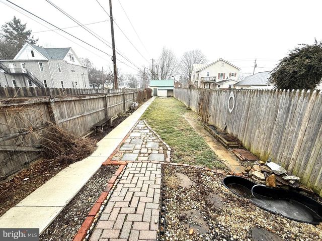 937 FACTORY STREET, Carlisle, PA 17015