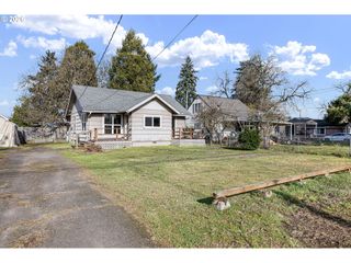 2669 EDISON St, Eugene, OR 97402