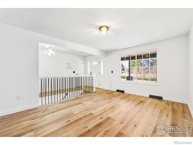 1080 S Garrison Street, Lakewood, CO 80226