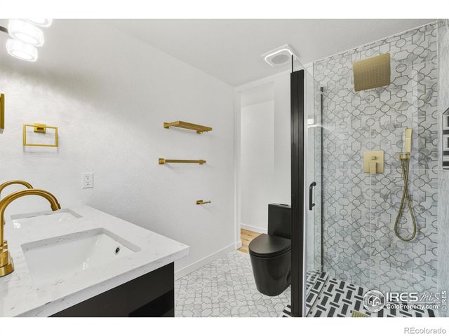 1080 S Garrison Street, Lakewood, CO 80226