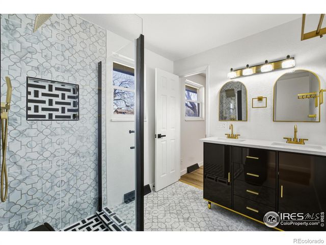 1080 S Garrison Street, Lakewood, CO 80226