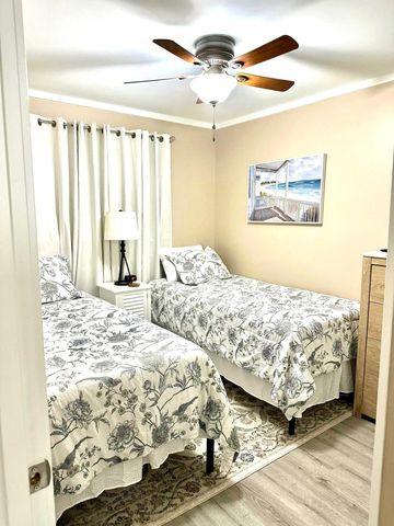 5905 S Kings Highway 446 A, Myrtle Beach, SC 29575