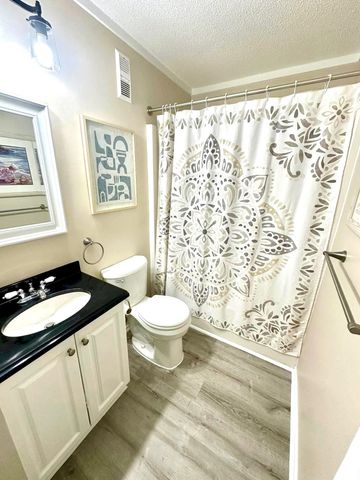 5905 S Kings Highway 446 A, Myrtle Beach, SC 29575