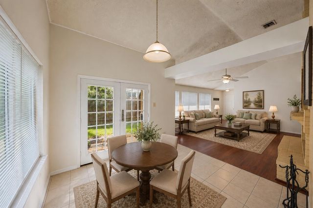 11918 Westwold Drive, Tomball, TX 77377