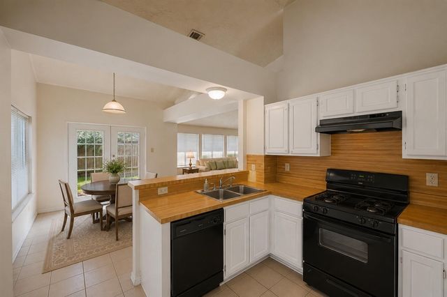11918 Westwold Drive, Tomball, TX 77377