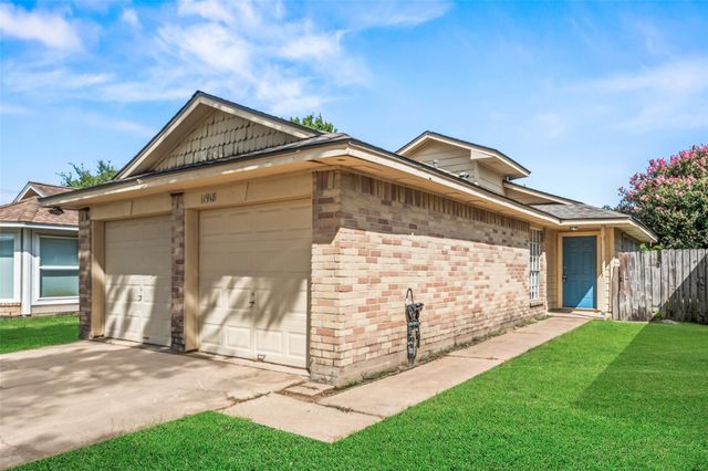 11918 Westwold Drive, Tomball, TX 77377