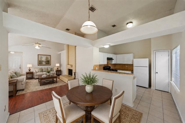11918 Westwold Drive, Tomball, TX 77377