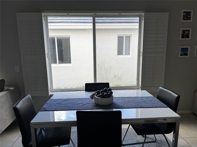 4342 Mahogany Ridge Drive, Weston, FL 33331