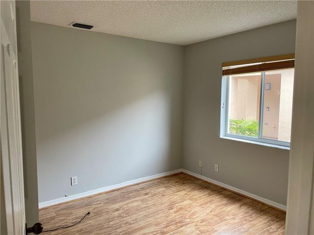 4342 Mahogany Ridge Drive, Weston, FL 33331