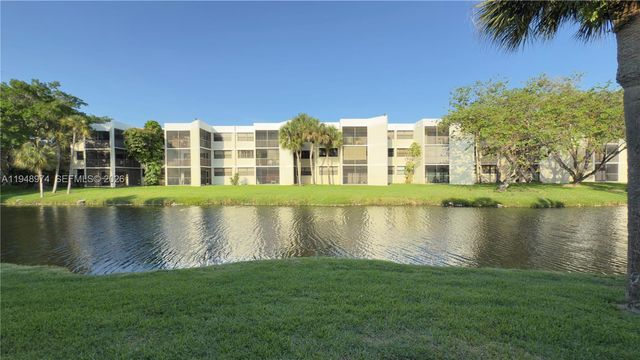 410 Lakeview Dr 103, Weston, FL 33326