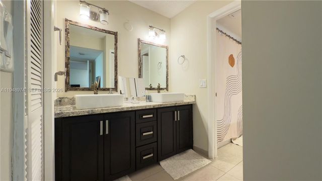410 Lakeview Dr 103, Weston, FL 33326