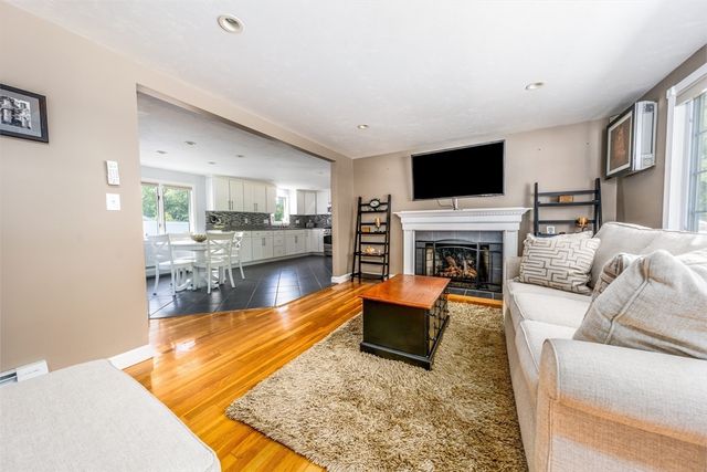 135 Baxter Ave, Yarmouth, MA 02673