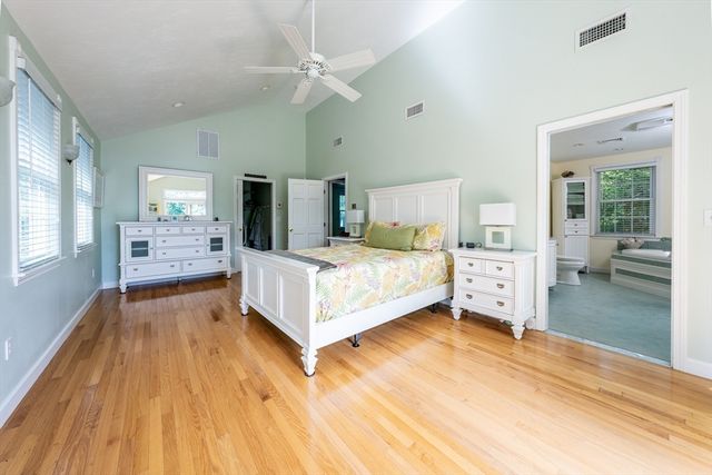135 Baxter Ave, Yarmouth, MA 02673