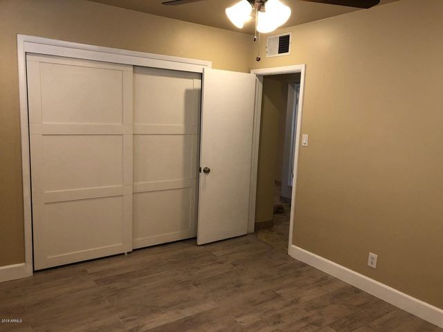 6836 E PINCHOT Avenue, Scottsdale, AZ 85251