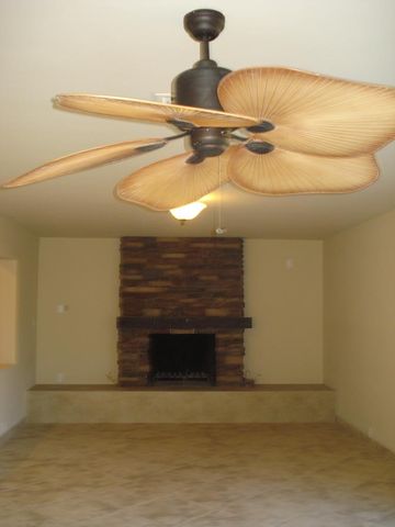 6836 E PINCHOT Avenue, Scottsdale, AZ 85251