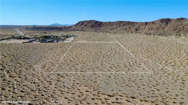 2559 Sunfair, Joshua Tree, CA 92252